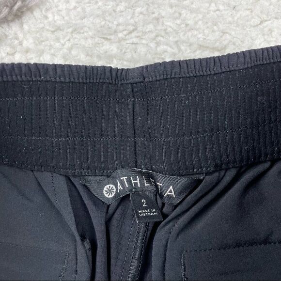 Womens Athleta Shorts   - Picture 4 of 4